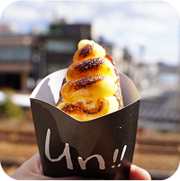 un!!と書かれたお菓子